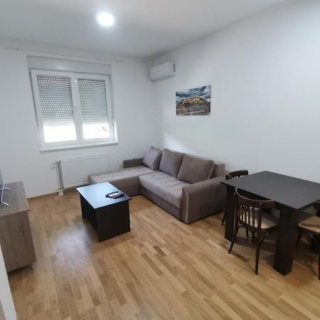 Magi Apartments Novi Sad Eksteriør bilde